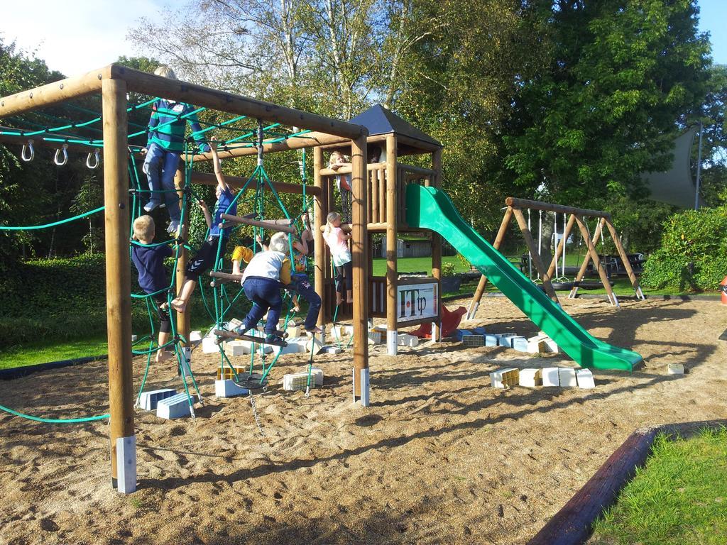 Campingplatz & *